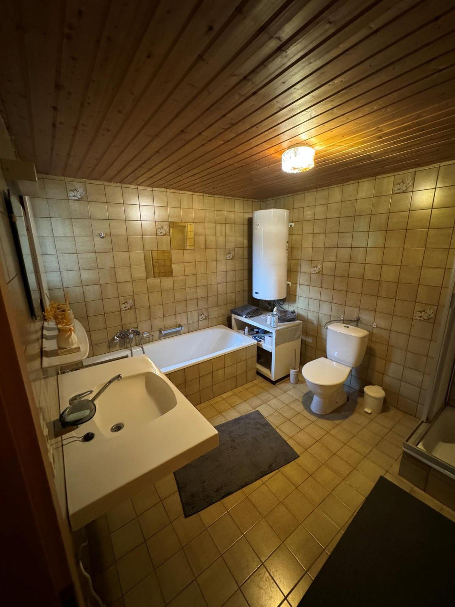 Freundliche 2-Zimmer-Erdgeschosswohnung Mit Garten In Seeberg Sonntag Exterior foto